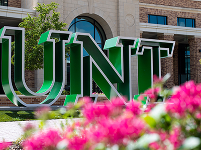 UNT Sign