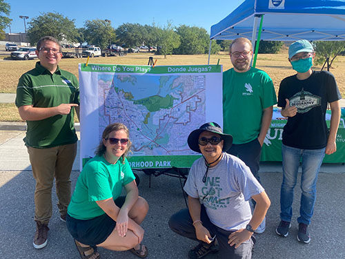 From left: Jose Marines, Lauren Fischer, UNT professor Simon Andrew, UNT alumnus Nick Collins and Lu Liang