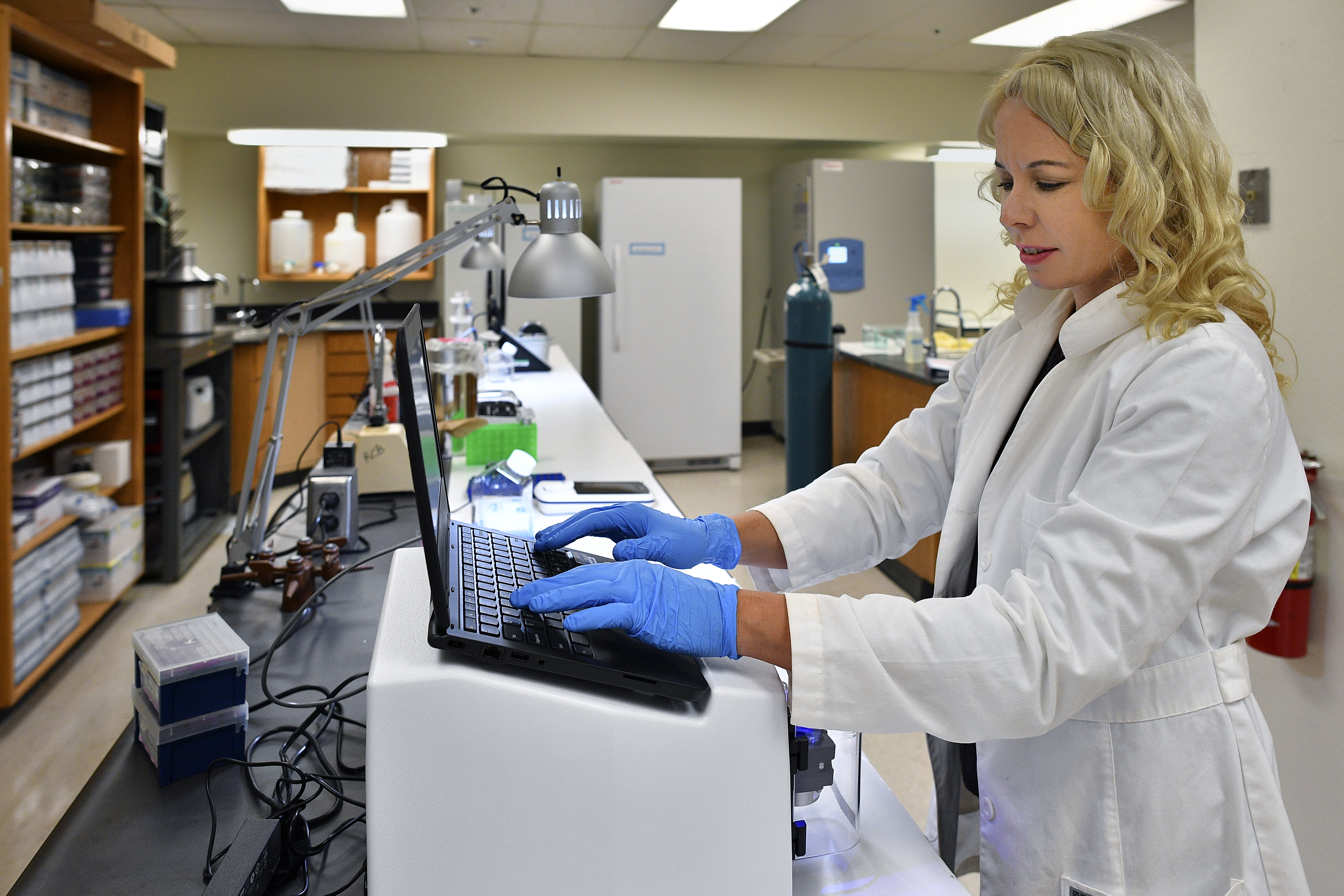 Researchers at UNT can now do DNA sequencing and more at their new Genomics Center. 