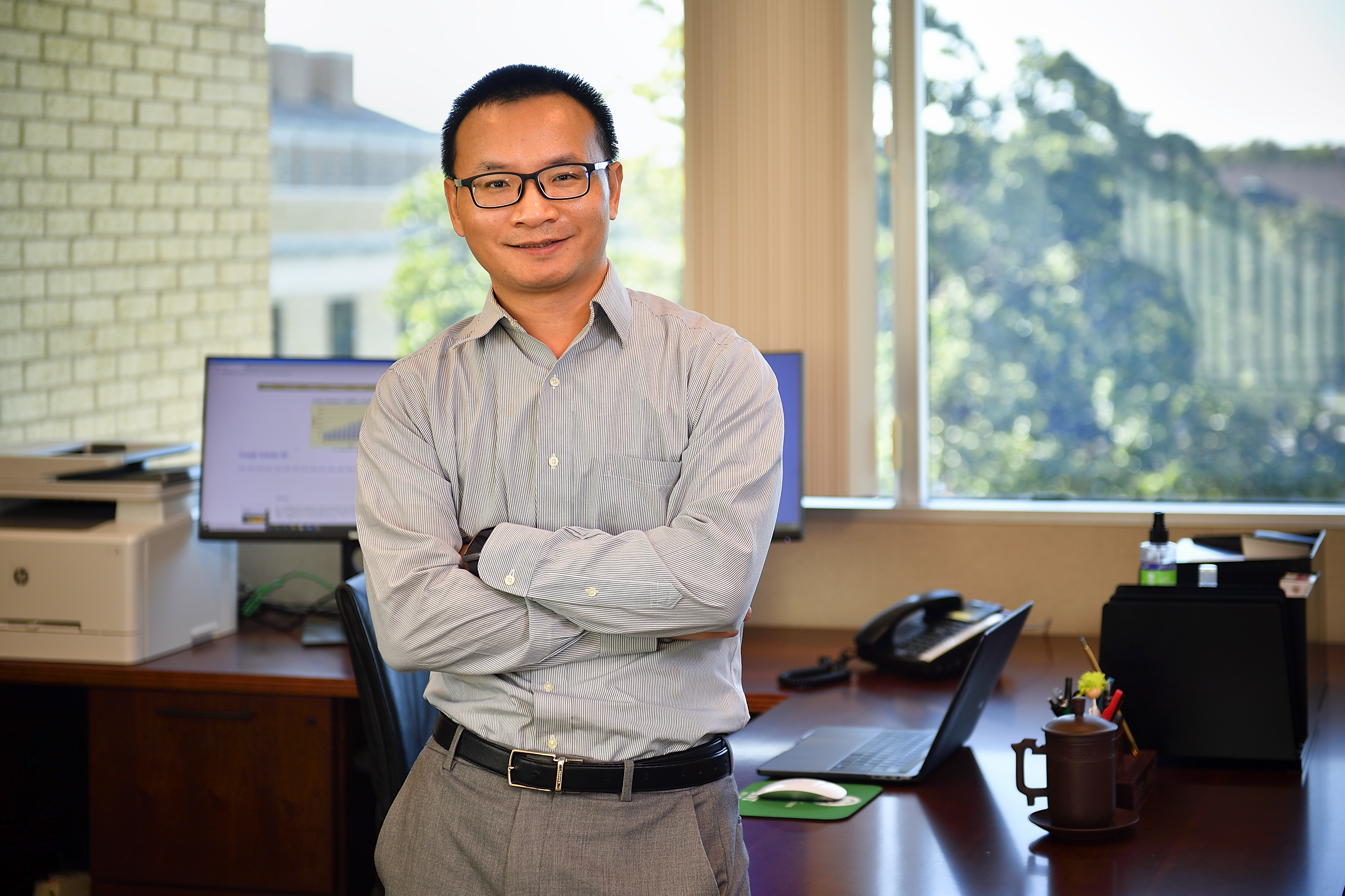 New chemistry professor at UNT brings award-winning expertise on functional nanoporous materials