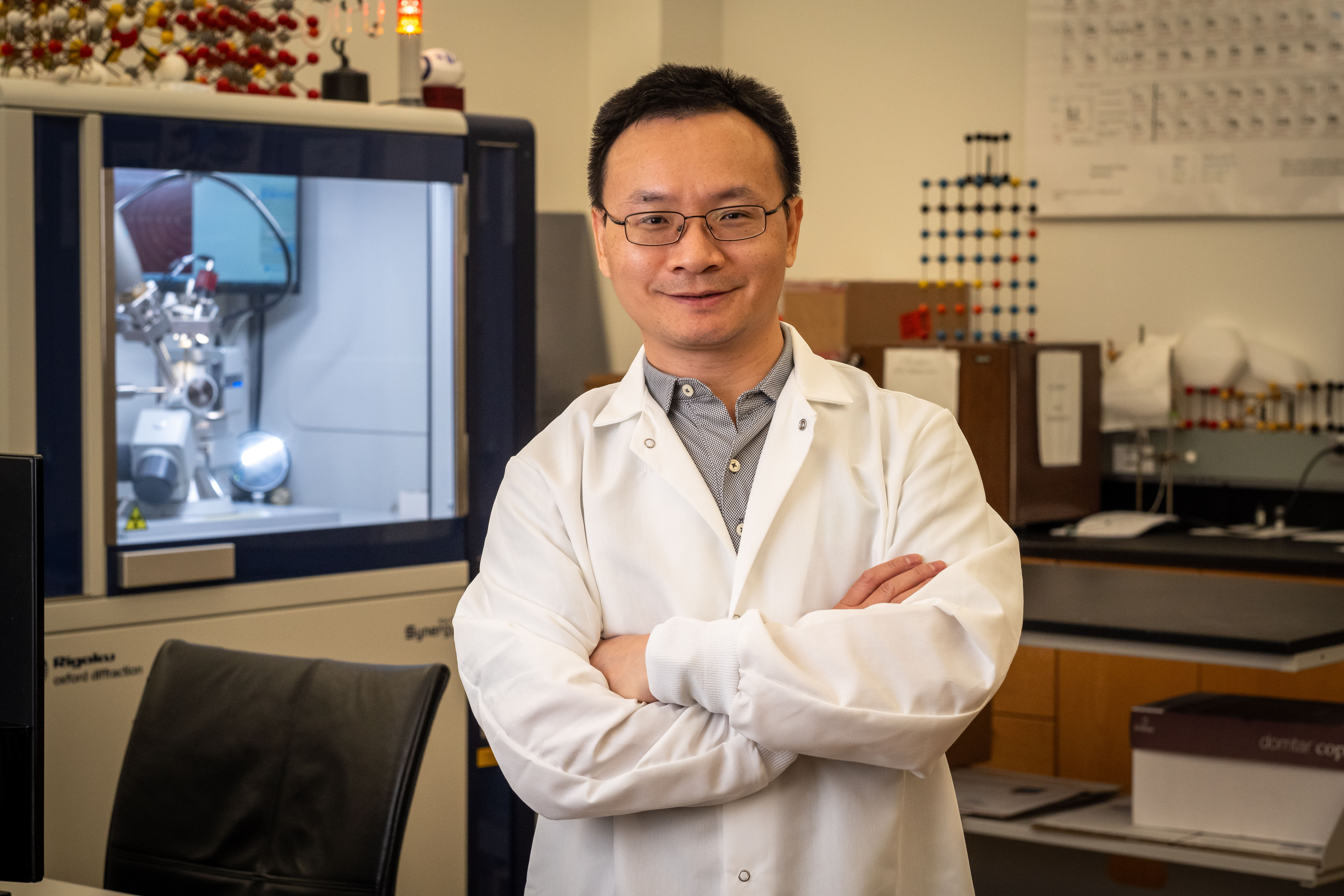 Professor Shengqian Ma in his lab, image courtesy of TAMEST