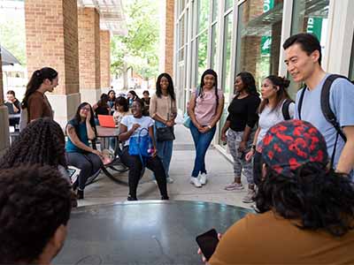 UNT’s Fall 2022 enrollment jumps 5.6%, surging to 44,532 students