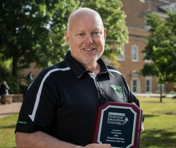 UNT’s own honored for commitment to financial education
